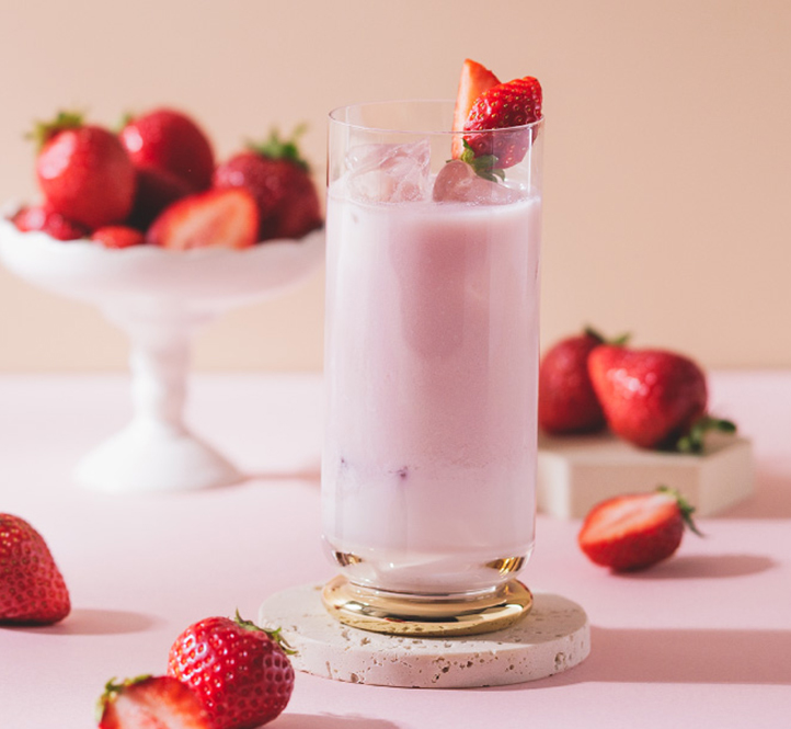 MILK AND フルーティスあまおう